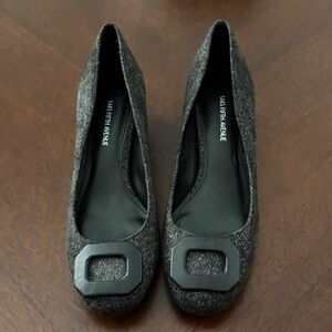 Saks Fifth Avenue Women's Gray Heels with Black Accent